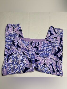 Lilly Pulitzer Cropped
Leggings Small